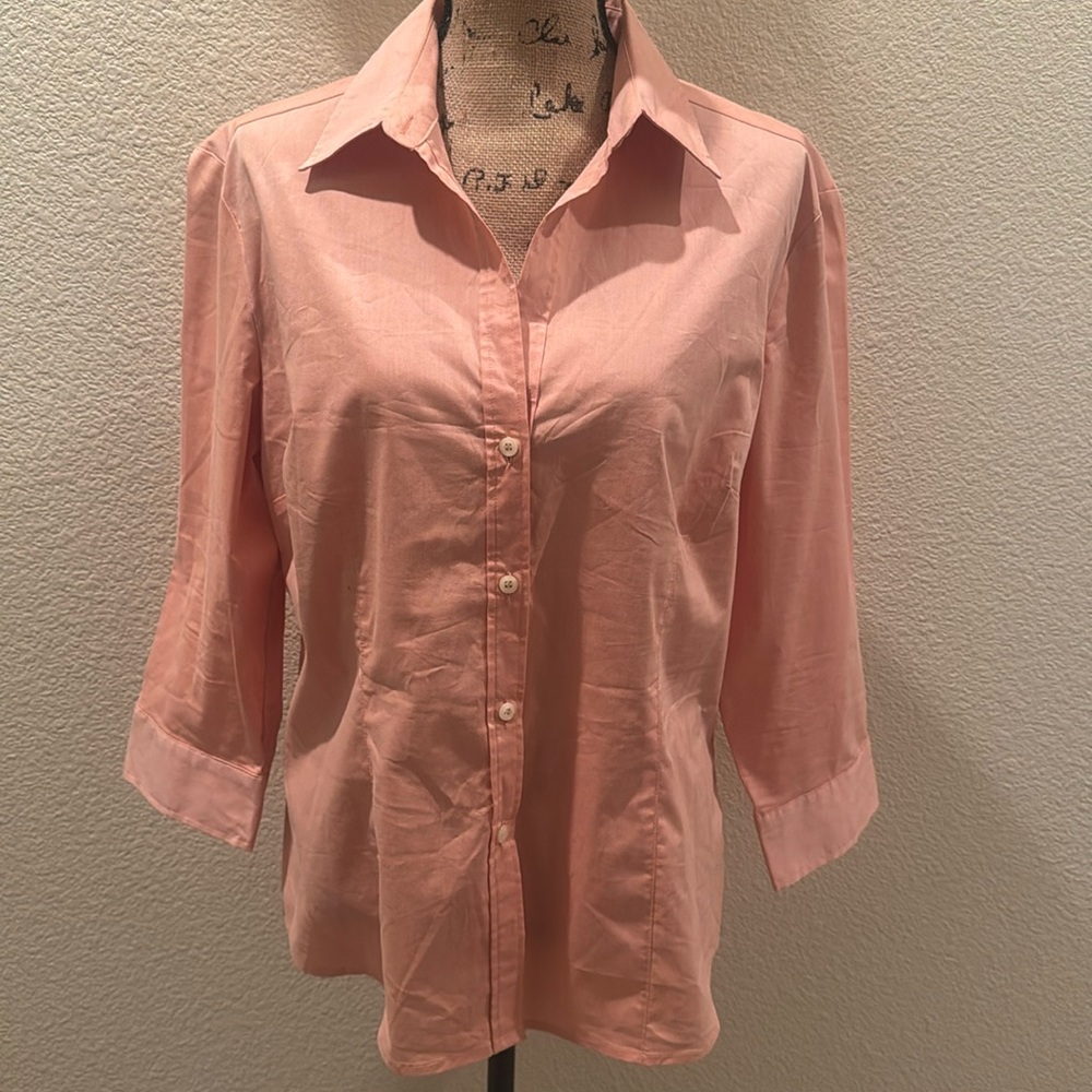 Women’s New York & Company Button Down 3/4 Sleeves Collar Top